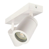 Witte moderne plafondspot met verstelbare GU10 LED-lamp, schuin van onderen gefotografeerd vooraanzicht.