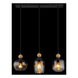 Vooraanzicht van een moderne hanglamp met drie glazen kappen in rokerig grijs, houten accenten en zwarte ophangkabels, ideaal voor boven een eettafel of kookeiland.