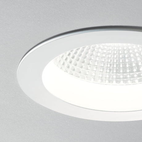 LED Downlight met reflector - sfeerfoto - close up