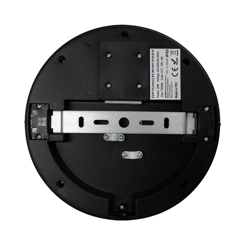 Onderzijde van de Optonior LED straatlamp 300W met bevestigingsbeugel en technische specificaties zichtbaar op label.