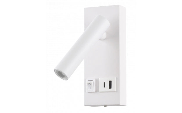 Wit moderne wandlamp met verstelbare cilindervormige spot, schakelaar en USB-aansluiting, schuine vooraanzicht weergegeven tegen een witte achtergrond.
