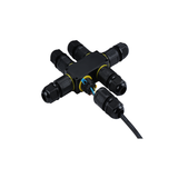 Waterdichte elektrische kabelverbindingsdoos met vijfwegverbinding in kruisvorm, zwart kunststof ontwerp met wartels en gele afdichtringen, diagonaal bovenaanzicht.