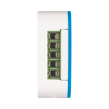 Zijaanzicht van een DIN-rail module met vijf groene klemmen, geschikt voor elektrische aansluitingen in domotica- of automatiseringssystemen.