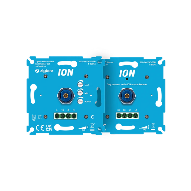 Vooraanzicht van de ION Zigbee Master-Slave LED Dimmer Set (90.500.090), bestaande uit twee blauwe dimmodules met aansluitklemmen en bedieningsknoppen voor max, min en boost instellingen.