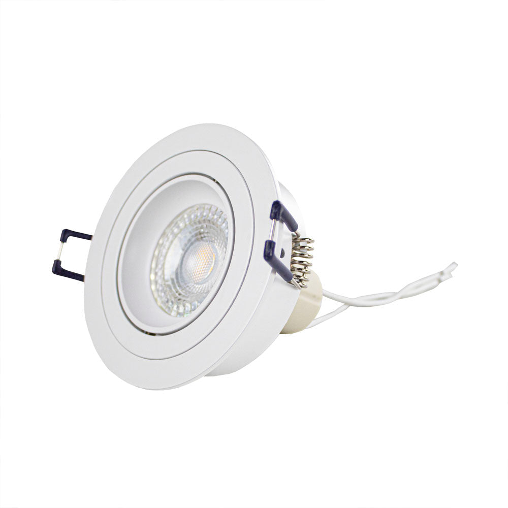 Witte ronde LED inbouwspot met GU10 fitting en klemveren, schuine zijaanzicht tegen een witte achtergrond.