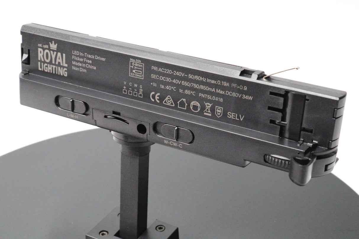 3 Fase Railarmatuur UFO | GALACTIC | 20-25-30 Wattage-Switch | CCT-Switch | Zwart