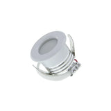 LED mini inbouwspot wit – schuine zijaanzicht van compacte ronde LED inbouwspot met witte afwerking, koellichaam en klemveren voor plafondmontage.