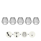 Set van 5 zwarte metalen draadlampenkappen met toebehoren, inclusief snoer, fittingen en LED lampen, afgebeeld in vooraanzicht op een witte achtergrond.