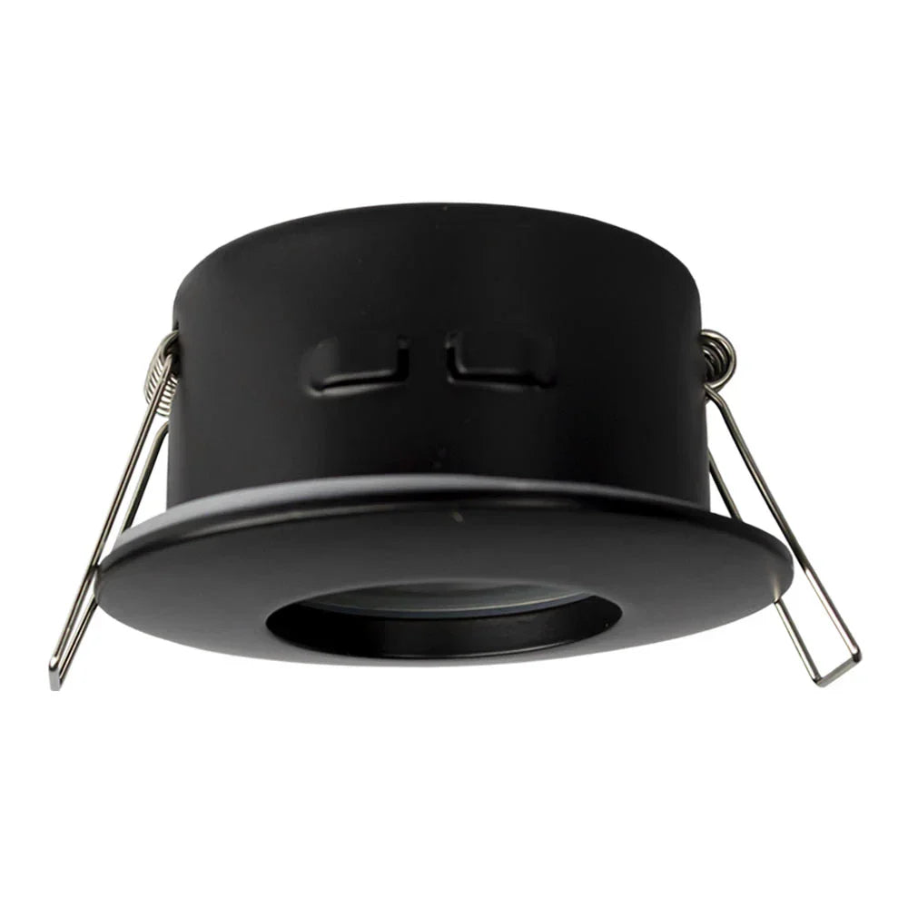 Zwarte ronde inbouwspot GU10 met klemveren, schuin vooraanzicht.